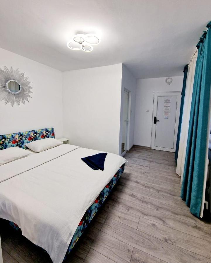 Hôtel Ares à Constanţa Extérieur photo