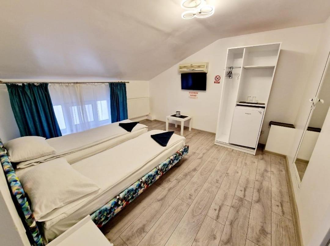 Hôtel Ares à Constanţa Extérieur photo
